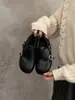 Mocasines de Piel Brogue para Mujer Otoño e Invierno 2025 Nuevo Estilo Británico Zapatos de Piel con Tacón Oculto y Forro de Borrego
