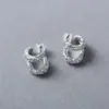 Pendientes Metálicos Plegados Curvos Retro Únicos Estilo Europeo y Americano con Diseño Exquisito, Pendientes de Alta Gama con Agujas de Plata S925