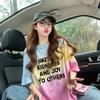 Camiseta Popular de Algodón con Estampado de Letras para Mujer en Verano 2025 con Diseño Colorido Manchado, Top Suelto Casual que Cubre el Cuerpo