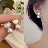 Aretes de moda de perlas simples y encantadores, elegantes estilo Chanel, corazón de durazno, aretes de celebridad en línea que combinan con todo, aretes personalizados súper de hadas