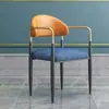 Cadeira de Jantar de Luxo Leve para Uso Doméstico com Encosto, Mesa e Cadeiras de Jantar Modernas Minimalistas para Lazer, Adequado para Cafeteria e Restaurante da Moda