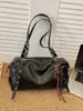 Bolsa de Mão Versátil Casual Simples Bolsa Baguete para Mulheres Outono 2025 Nova Textura de Alta Qualidade Luxo Leve Bolsa de Ombro/Axila