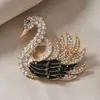 Nova Broche Cisne Totalmente Cravejado de Diamantes Corsage Esmaltado de Luxo de Alta Qualidade Elegante Pin para Terno All-match Acessórios Presente
