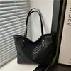 Bolsa Retrô Fashionável de Grande Capacidade para Mulheres 2026, Bolsa de Ombro para o Verão, Bolsa Tote para Sair para o Trabalho