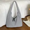 Bolsa feminina leve 2026 nova tendência outono casual moda bolsa tote para aula e deslocamento, bolsa de ombro de grande capacidade