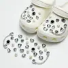 2026 Moda Nuevo Versátil Zueco de Oso con Cuentas Accesorios para Zapatos DIY Dijes Desmontables para Zapatos Hebillas de Zapatos de Alta Gama