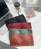 Sujetador sin tirantes de una pieza sin costuras Xinxin Sudeste Asiático Más vendido con espalda bonita y estilo de camisola acanalada para mujer