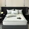 Juego de Tres Piezas de Mat de Seda de Hielo Simple y Elegante Clase A Nuevo Verano 2025 Colchón de Aire Acondicionado 1.8 Sábanas Lavable a Máquina