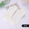 Calcetines de barco para mujer de punto grueso hueco floral para primavera y verano, cómodos y transpirables, invisibles de corte bajo 84N casual antideslizantes, venta al por mayor desde el fabricante