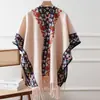 Estilo Nuevo Otoño e Invierno Estilo Étnico Bohemio Artístico Retro Capa Gruesa de Doble Cara con Borlas para Mujer