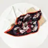 Lenço de Seda Cor Dopamina de Verão Feminino de Alta Qualidade 70cm Quadrado de Cetim Plissado Lenço Triângulo Lenço Lenço de Cabeça