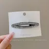 Elegante presilha de cabelo com strass para mulheres, um acessório estiloso para prender o cabelo de trás e as franjas laterais