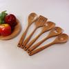 Juego de Seis Piezas de Utensilios de Cocina de Bambú, Juego de Cubiertos de Bambú, Sartén Antiadherente de Bambú Carbonizado Europeo y Americano, Cuchara con Mango Largo