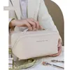 Bolsa de Maquiagem de Almofada de PU Portátil de Grande Capacidade Tendência Bolsa Clássica de Viagem para Cosméticos e Artigos de Higiene Pessoal Bolsa de Armazenamento