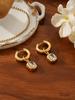 Románticos Puños para Oreja Elegantes de Estilo Francés con Diamante Cuadrado Chapados en Oro, Aretes Chic de Zirconia, Joyería Simple para Oreja de Acero Inoxidable