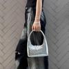 2024 Nuevo Estilo Francés Portátil Niche de Alta Gama Bolso Media Luna para Axila Cuero Patentado Brillante Moderno Combinable Bolso de Silla Individual