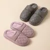 Pantuflas de algodón impermeables de cuero PU para hombre en invierno, pantuflas cálidas de EVA para interior, anticongelantes y antideslizantes, adecuadas para usar en exteriores, pantuflas de pareja para mujer en invierno