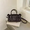 Shuai Mijia 2026 Outono Nova Bolsa de Mão Elegante e Simples Bolsa Feminina Bolsa de Ombro Retrô Bolsa Transversal para o Trabalho Bolsa de Axila