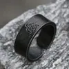 Guerrero de Acero Moda Japonesa y Coreana Anillo Giratorio Simple Venta al por Mayor Letra Vikinga Anillo de Acero de Titanio para Hombres Joyería de Mano