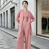 Ventas directas de fábrica, venta al por mayor de abrigos de otoño Miyake listos para enviar para mujer, con un estilo sofisticado y suave, corte holgado, mangas largas y un cárdigan de longitud media