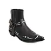 Novos sapatos de primavera e outono Comércio Exterior sapatos masculinos 38-48 botas curtas vintage com padrão de asa fivela de cinto faixa elástica botas romanas