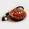 La Tuya Taihang es Rica y Poderosa, y la Pieza de Mano Regresa a su Ciudad Natal. Las Artesanías Tradicionales de Madera Maciza Tallada Son Ricas y Poderosas