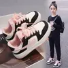 Tênis de Board para Meninas 2026 Outono Novidades Sapatos Esportivos Casuais de Cano Baixo para Crianças Meninas de Idade Média e Grande Solado Macio Sapatos Antiderrapantes