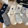 Calcetines de media pantorrilla para niñas Otoño e Invierno, Oso de Dibujos Animados, Rayas Retro, Estilo Academia, Versión Coreana, Lindos, Ins, Estilo Japonés, Sueltos, Versátiles