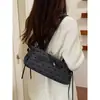 Diseño único, bolso de axila estilo ballet para mujer, nueva colección de otoño 2026, moda retro de lunares estilo coreano, adecuado para ir al trabajo