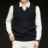 Colete de gola V, novo estilo outono e inverno, colete de malha sem mangas comum masculino, cor sólida, adequado para uso profissional de meia-idade