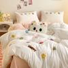 Roupa de Cama Infantil de Algodão Lavado Grau A Conjunto de Quatro Peças Toalha Fofa Bordada Algodão Lençol de Três Peças Capa de Edredom Conjunto de 4 Peças