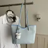 Bolsa de Gran Capacidad Transfronteriza para Mujer Verano 2026 Nuevo Versátil Moda Hombro Único Tendencia Viaje Diario Retro Casual Bolso Tote