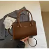 2026 Nuevo Bolso de Invierno Bolso Cuadrado Pequeño para Mujer Versátil de Moda Bolso de Hombro para el Trabajo Bolso Cruzado de Moda de Gama Alta de Moda