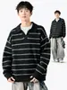 Suéter de Tricô com Gola Polo e Listras em Contraste Preto e Branco para Homens, Moderno, Simples, Solto, Versátil, Estilo Relaxado, Suéter Casual de Manga Longa