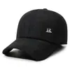 Nova Touca de Baseball Masculina para Meia-Idade e Idosos de Inverno Proteção contra Frio ao Ar Livre Proteção Auricular Aquecimento Bordado Boné com Aba de Pato Chapéu de Algodão Espesso Aveludado