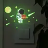 Fun-Yg047 Desenho Animado Criativo de Astronauta no Espaço Decoração de Casa Adesivo de Interruptor Luminoso Autoadesivo e Removível