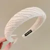 Diadema Nueva Retro 2026 Hace que la Cara se Vea Más Pequeña Diadema Elegante para Mujeres Ilumina la Piel No Aprieta la Cabeza Estilo Perezoso Pinzas para el Cabello Accesorios para el Cabello Mayoreo