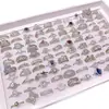 Anel de Zircônia de Luxo Leve de Alta Qualidade com Diamantes Brilhantes Moda Transfronteiriça Europeia e Americana Nicho Micro-cravejado Anel de Dedo Totalmente Cravejado para Homens e Mulheres Em Estoque Joia de Mão