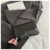 Bolsa Quadrada Pequena de Ombro Único para Axila, Cor Sólida, Estilo Retro, Grande Capacidade, Novo Estilo 2025, Casual, Simples, Moderna, Texturizada, para Trabalho e Deslocamento