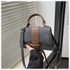 Bolsa de Mão Vintage Nicho Tendência Bolsa de Ombro Casual para o Dia a Dia Bolsa Transversal Nova Moda Simples Pequena Bolsa Quadrada