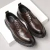 Zapatos de Piel Genuina para Hombre, Estilo Nuevo, Formal de Negocios, Estilo Británico, Brogue Casual, Negro, Zapatos de Boda para Novio para Transmisión en Vivo
