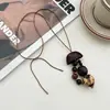 Madera Muerta Revive~Collar de Cáscara de Fruta de Madera Estilo Chino Nuevo Retro Artístico Colgante de Gama Alta con Diseño Único para Mujer