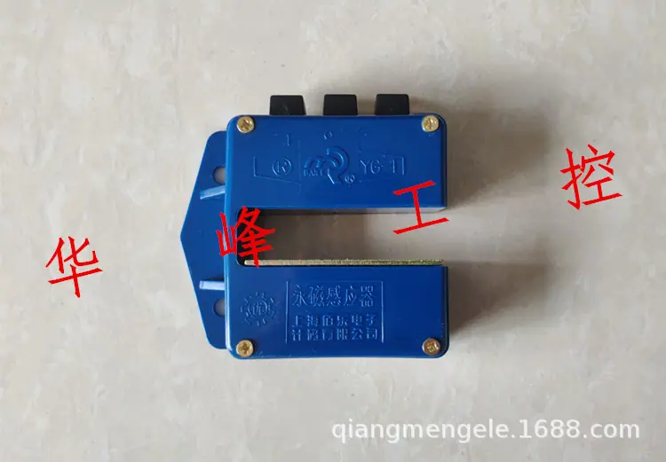 O1CN012pX8pb2H93ZYXHSBn_!!7879