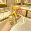 Chaveiro Dourado do Ano do Carneiro 2027, um Presente Cultural e Criativo do Ano do Carneiro, um Pingente Dourado para Celular e Ornamento de Bolsa