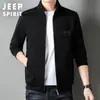 Venta Directa Otoño e Invierno 2023 Nuevo Estilo Chaqueta Casual Holgada para Hombre con Forro Polar, Engrosada para Calidez, Sudadera con Cremallera y Cuello Alto