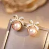 Brincos da Moda Estilo Coreano Mais Vendidos Novo Modelo Brincos Femininos Simples e Elegantes Versáteis Tiktok Mesmo Estilo Tarraxas Atacado