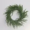 Corona de piñas de Navidad Transfronteriza Wreath de Navidad Material PE Colgante para Puerta Principal Decoración del Hogar Adornos