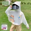 Roupa de Proteção Solar Infantil Seda Gelada 2026 Verão Proteção UV para Meninas e Meninos Estilosa Fina Respirável com Capuz Roupa de Proteção Solar