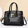 Bolso Platino Nuevo con Patrón de Cocodrilo Degradado 2026 para Mujer Transfronterizo Lujo Ligero Moderno Bolso de Mano Gran Capacidad Bolso Cruzado de un Solo Hombro