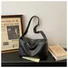2026 Bolso Tote Deportivo Casual de Cuero Suave de Gran Capacidad para Estudiante Universitario Clase Correa Ancha para el Hombro Estilo Coreano Bolso Cruzado de un Solo Hombro